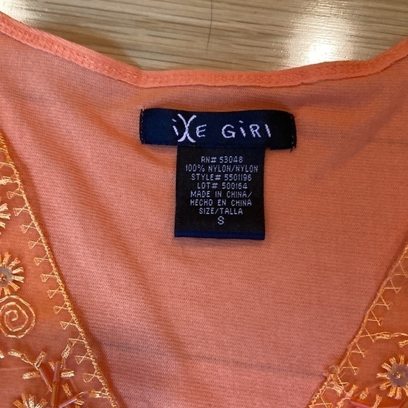 XIE Cover up with beautiful mesh and beadwork - Picture 3 of 5